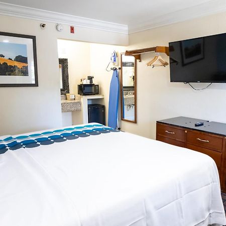 Baymont By Wyndham College Park Atlanta Airport South Hotell Exteriör bild