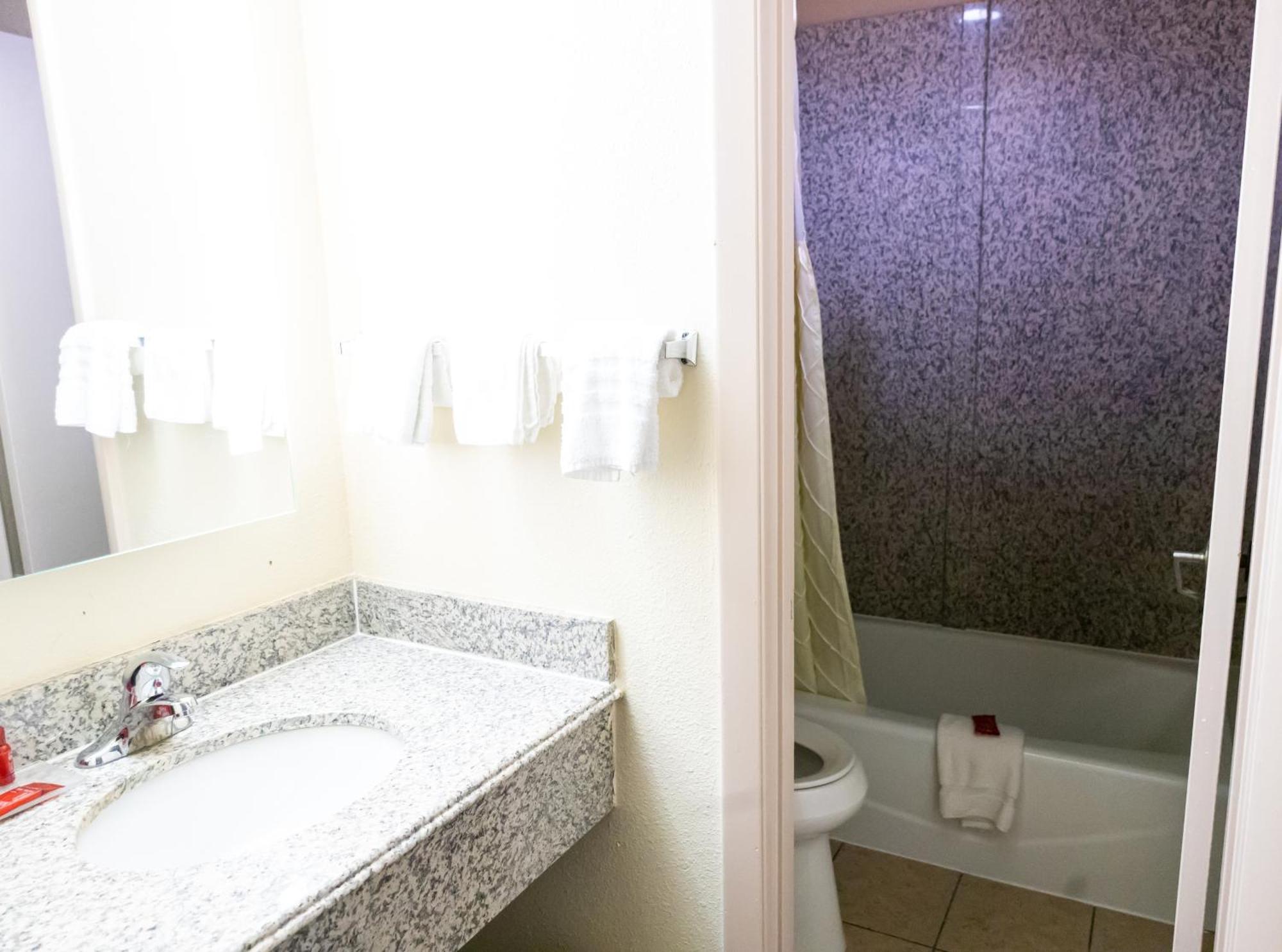 Baymont By Wyndham College Park Atlanta Airport South Hotell Exteriör bild
