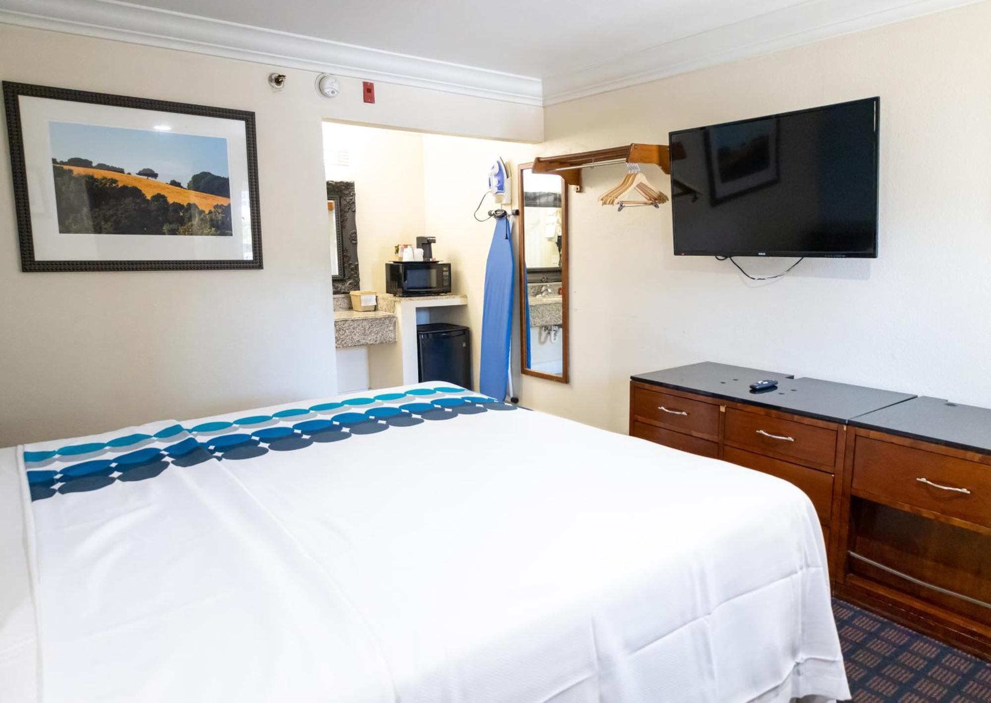 Baymont By Wyndham College Park Atlanta Airport South Hotell Exteriör bild